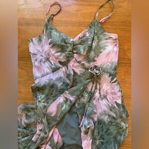 Frank Lyman ruffles and spaghetti straps dress